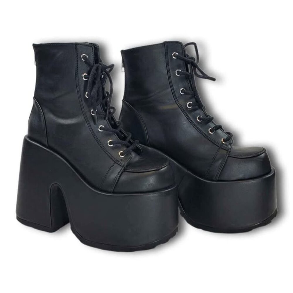 [SOLD] Demonia Camel-203 black vegan leather boots size 6
